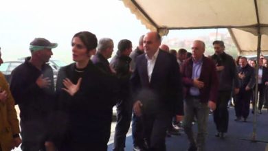 Photo of Politikanë dhe bashkëpunëtorë shkojnë për ngushëllime në familjen e ish-presidentit Hashim Thaçi