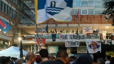 Photo of Protesta në Beograd: Studentët bllokojnë RTS-në për të tetën ditë radhazi