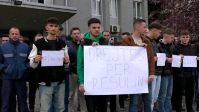 Photo of Drejtësi për Resulin / Banorët e Debreshit protestojnë para Gjykatës Themelore në Gostivar