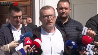 Photo of Qeveria e gatshme të rritë shtesat prej 30 përqind në etapa për të punësuarit e administratës shtetërore