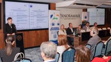 Photo of Dimitrieska-Koçoska: Qeveria siguron stabilitet, parashikueshmëri dhe partnerit në realizimin e planeve investuese