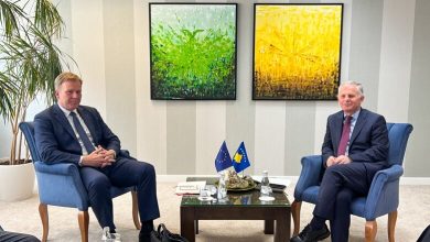 Photo of Takimi i Bislimit me Sorensenin, Qeveria: U diskutua për zbatimin e marrëveshjes së Brukselit dhe Aneksit zbatues të Ohrit