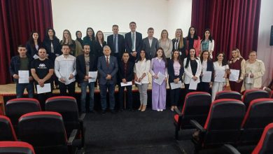 Photo of Isen Shaban ndanë 18 vendime pune për mësimdhënësit e komunës së Vrapçishtit