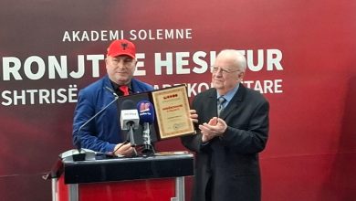 Photo of I ndahet mirënjohje nga gjeneral Ostreni veprimtarit Azgan Haklaj