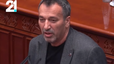 Photo of Bexheti – Mickoskit: Kërkoju falje shqiptarëve për sjelljen arrogante, mos mendoni se ju frikësohet dikush