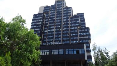 Photo of Përplasje në distancë mes RTVM-së dhe Agjencisë për Media, në qendër të debatit kanalet Arena M Premium