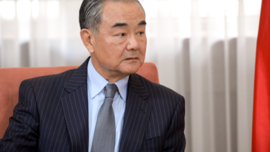 Photo of Vang Ji: Rusia dhe SHBA-ja bënë një hap drejt normalizimit të marrëdhënieve të ndërsjella