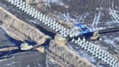 Photo of Ukrainasit thyen fortifikimet ruse – hyjnë në rajonin e Belgorodit (VIDEO)