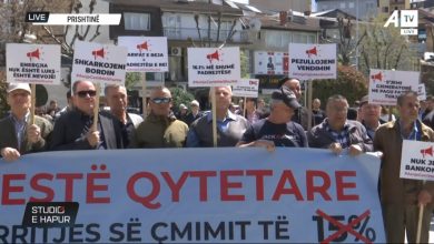 Photo of “Asnjë cent ma shumë” – Fillon protesta kundër shtrenjtimit të rrymës në Prishtinë