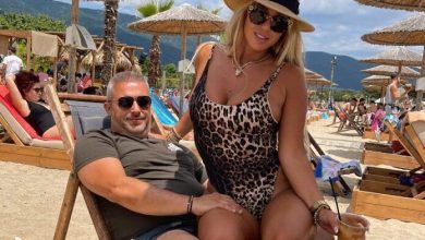 Photo of Adelina Tahiri shfaqet asht e lëkur nga pushimet