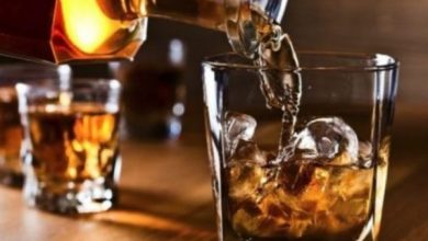 Photo of Babai në Tetovë I gjen djalit 13 vjeçar një shishe alkooli, ja ku e kishte blerë
