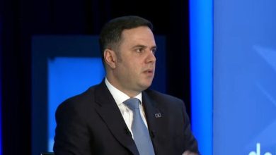 Photo of Abdixhiku: Nuk e kemi mbyllur derën e bashkëpunimit me opozitën, nëse LVV dështon të bëj qeverinë