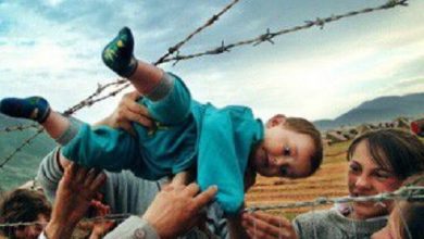 Photo of 26 vjet nga eksodi/ 1 milion shqiptarë u detyruan të largohen nga Kosova nga forcat paramilitare serbe