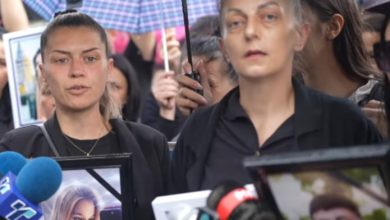 Photo of Familjarët e viktimave të tragjedisë protestuan sërish në Koçan, apeluan për drejtësi dhe përgjegjësi