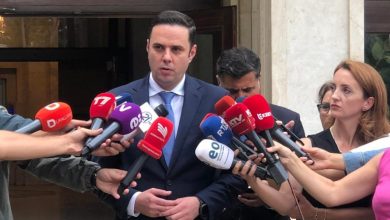 Photo of Abdixhiku: Në orën 13:00 jemi në takim te Presidentja për datën e zgjedhjeve