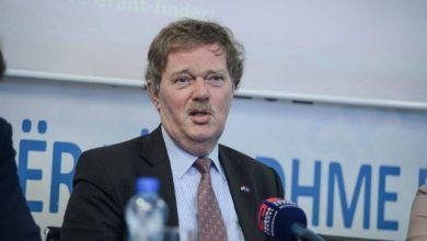 Photo of Ish-ambasadori holandez, Bosch: Procesi ndaj katërshes së UÇK-së në Hagë, skandal e turp
