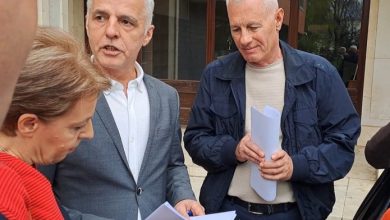 Photo of Veteranët e UÇK-së u dorëzojnë deputetëve “Betimin për Drejtësi”, që të reagojnë për padrejtësitë në gjykimin në Hagë