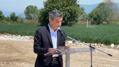Photo of Mexhit në vendosjen e gurthemelit për ndërtimin e autostradës Tetovë-Gostivar: Ne ndërtojmë të ardhmen! Korridori 8 është më shumë se një rrugë