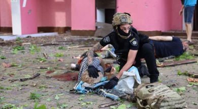Photo of Mbi 40 të plagosur pas sulmit, Zelensky: Nuk mund të mbyllësh sytë ndaj kësaj