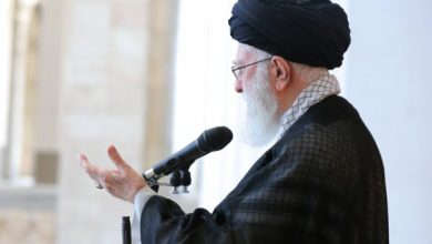 Photo of Khamenei: “Izraeli po ndëshkohet tani” – Irani sugjeron sulme të reja, rriten tensionet në Lindjen e Mesme