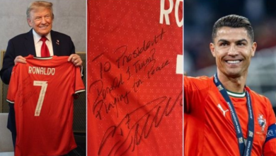 Photo of Ronaldo i dhuron bluzën e tij presidentit Trump me një mesazh të fortë
