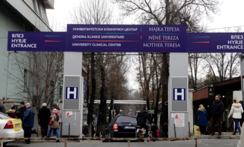 Qeveria e RMV së promovoi tre spitale me blloqe kirurgjikale të rinovuara brenda tre muajsh  por asnjëri ende nuk është në funksion