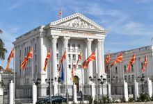 Photo of Rikonstruimi po afron: Ja cilët ministra varen në fije të perit dhe pritet të ikin?