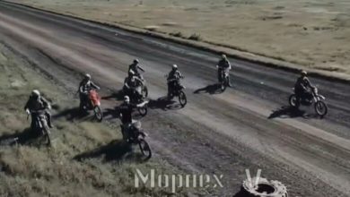 Photo of Ushtarët rusë me motoçikleta ia mësynë pozicioneve të ukrainasve, trupat e Zelenskyt organizuan pritë për ta – disa i eliminuan e tjerët i zënë robër