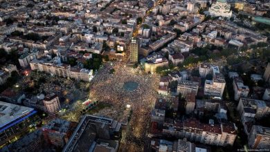 Photo of DW: Pas tetë muajsh demonstratash paqësore, lëvizja protestuese ultimatum për Vuçiç