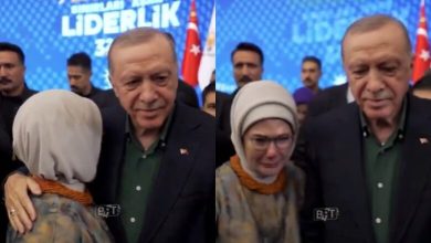 Photo of Gruaja e Erdoganit shpërthen në lot pas fjalimit të bashkëshortit për paqen