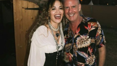 Photo of Rita Ora shpërndan intervistën e Fatboy Slim para performancës në “Sunny Hill”: Mirësevjen në vendlindjen time mik