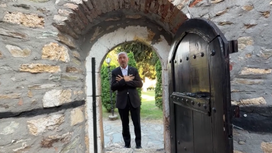 Photo of Teqeja Harabati – Tetovë, cak i turistëve të huaj – Arben Sulejmani në VALË FRESKIE (VIDEO)