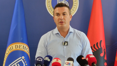 Photo of Incidenti në protestë, reagon Arbër Ademi:Aktivisti i Izet Mexhitit tentoi një provokim të ulët për kamera!