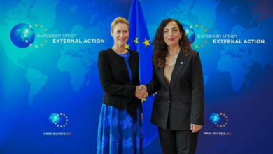 Photo of Osmani bisedon me Kallasin, fokusi te heqja e masave ndaj Kosovës