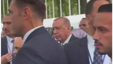 Photo of Pas Macronit, Edhe Erdogani “viktimë” e eskortës së Trump, por presidenti turk reagoi ndryshe