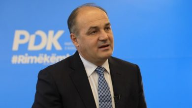 Photo of Enver Hoxhaj: Shqiptarët në Maqedoninë e Veriut janë faktor shtetformues dhe zëri i studentëve duhet të dëgjohet