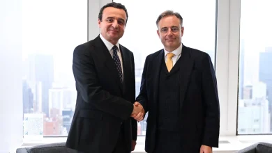 Photo of Kurti takon Kryeministrin e Belgjikës në hapësirat e misionit belg në OKB, ZKM jep detaje