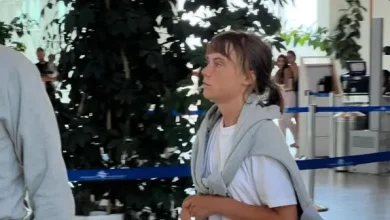 Photo of Izraeli dëbon Greta Thunberg dhe 170 aktivistë në flotën e nisur drejt Gazës