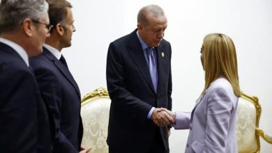 Photo of Erdogan ‘nuk kursen’ Melonin, kritika për duhanpirjen: Duhet ta lësh duhanin! Kryeministrja italiane: E di, nuk dua të vras dikë…