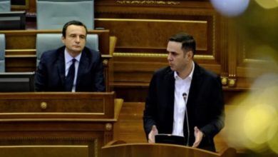Photo of Abdixhiku godet Kurtin: Bllokuesit s’i kanë votat për qeveri të re, sot bie perdja e mashtrimit