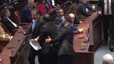 Photo of Çfarë i thanë Trump-it deputeti arab dhe kolegu i tij izraelit, që u përzunë nga salla