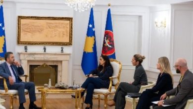 Photo of Pak orë pasi takoi partitë dhe u diskutua për zgjedhje të reja, Osmani pret në zyrë shefin e KQZ-së