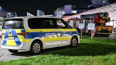 Photo of Kaos në aeroportin e Mynihut/ Dronët ndalojnë fluturimet, 3000 pasagjerë të prekur
