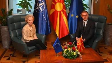 Photo of Von der Leyen pas takimit me Mickoskin: Topi është në fushën tuaj, ju duhet t’i bëni ndryshimet kushtetuese për hyrjen në BE