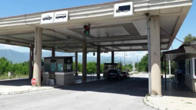 Photo of Ndalohet një shtetas i Shqipërisë në “Bllatë”, kërkohej nga Interpoli