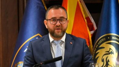 Photo of Toshkovski: Uji në Gostivar ende nuk është i pijshëm