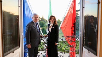 Photo of Takim bilateral me Zv.Kryeministrin italian, Spiropali: Bashkëpunim shumëplanësh në të gjitha fushat ku jemi partnerë strategjikë