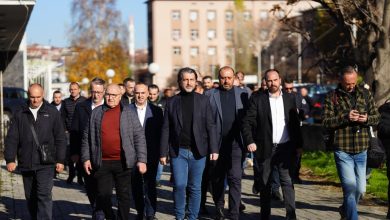 Photo of U bashkua protestës së punëtorëve të transportit publik, kryetari i Prishtinës thirrje Kurtit: Mos rri në zyrë, por hajde takohemi