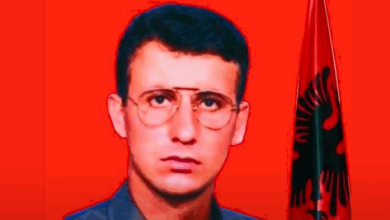 Photo of 36 vjet nga rënia e Afrim Zhitisë dhe Fahri Fazliut, Kurti: Ata zgjuan ndërgjegjen e popullit se Kosova nuk nënshtrohet