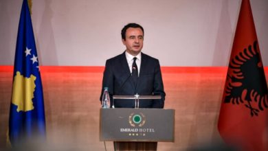 Photo of 113-vite Pavarësi, Kurti uron shqiptarët kudo në botë: Gëzofshi 28 Nëntorin, Ditën e Flamurit